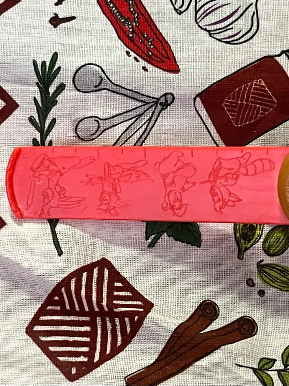 Disney Kids Vegetable Clip Toy in Red, Green, Purple, Brown